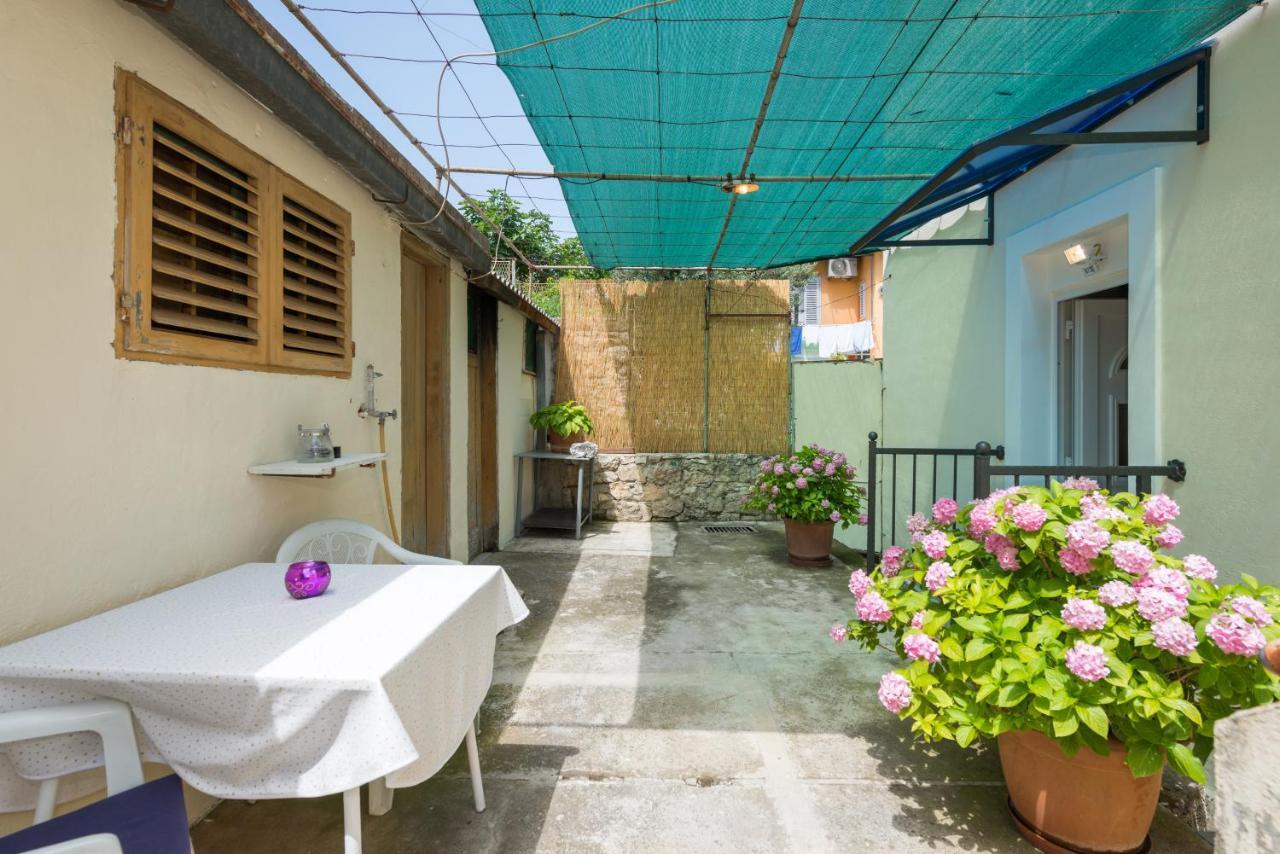 Petite Split Exterior foto